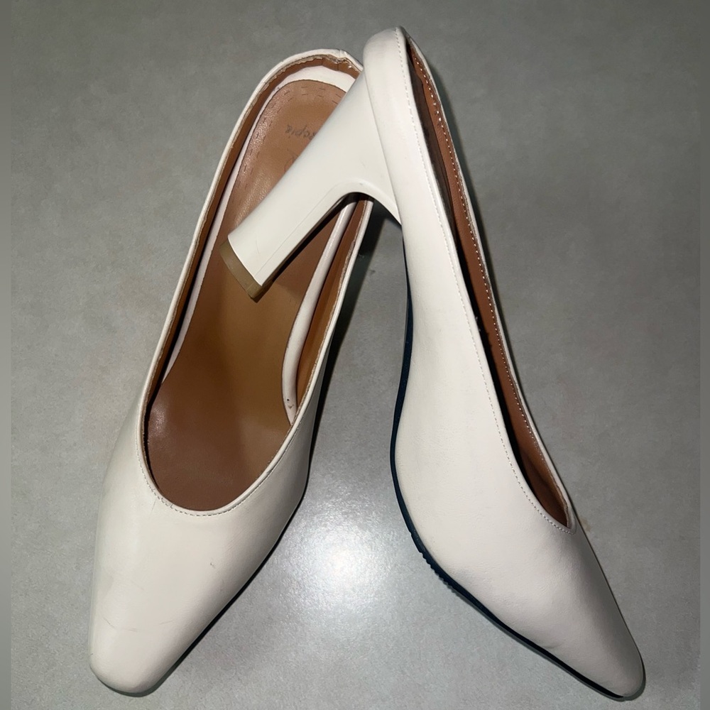 Chic Cream Leather Mules for Women